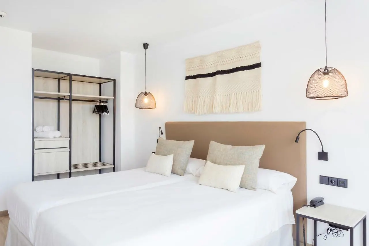 Hotel Sa Clau By Mambo Sant Antoni de Portmany 4*,  Espagne